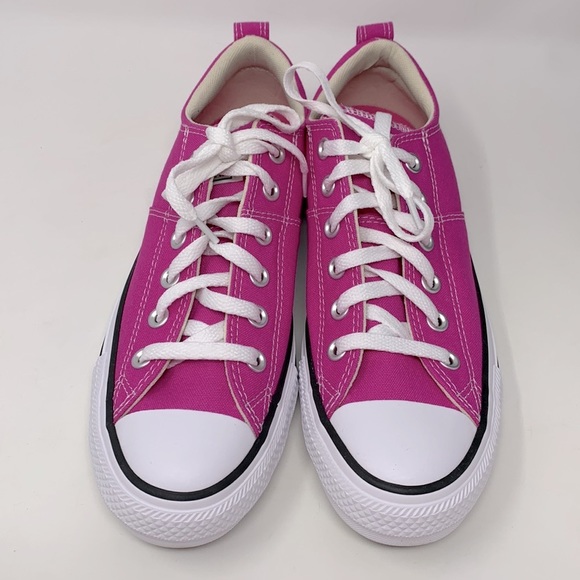 NIB Converse Chuck Taylor All Star Low Top Sneaker Hyper Hot Fushia Pink - Picture 3 of 8